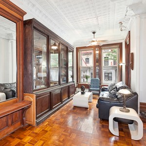 Legendary Magician Harry Houdini's Harlem Townhouse Is in Contract