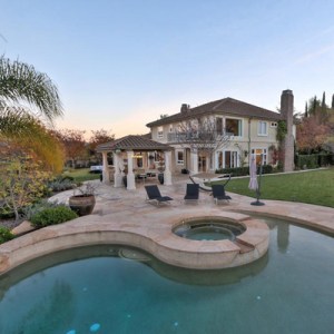 Colin Kaepernick Lists His San Jose Home for $2.895M