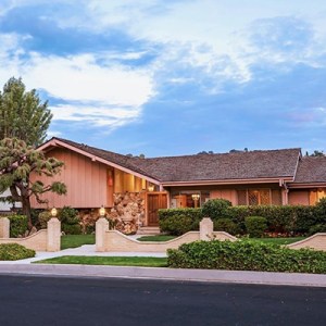 Beloved &lsquo;Brady Bunch&rsquo; Home Lists for $1.885M