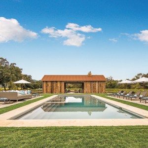 These Are the Hottest Pool Trends You'll See This Summer