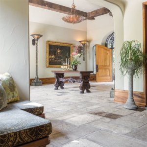 On the Market: Five Notable Bay Area Properties with Spacious Interiors and Beautiful Views