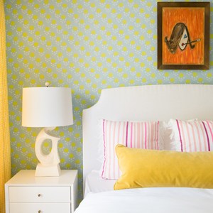 Home Tour: Serena & Lily Brand Ambassadors D2 Interieurs Create a Bright and Modern Home for a Young Family