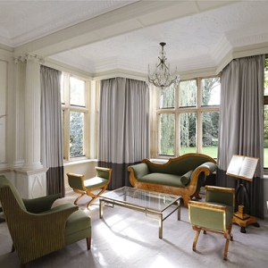 An Iconic Actress&rsquo; Stately Former Home Across the Pond Wants $21.6M