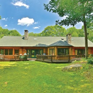 Log Cabins Are Having a Moment