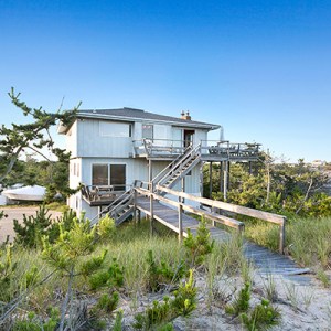 Fashion Photographer Antoine Verglas Sells Two Amagansett Beach Homes