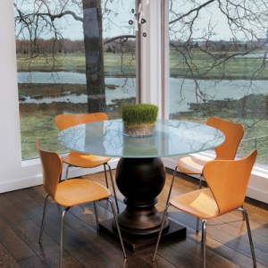 Step Inside a Modernist Family Home in Norwalk