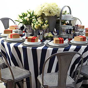 Tablescapes from the 2014 Red & White Ball