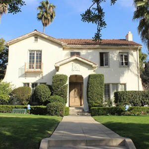 The Property Brothers Just Paid Over the Asking Price for an LA Fixer Upper