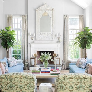 Designer Brittany Bromley Gives a Family’s Weekend Home Elegant Interiors