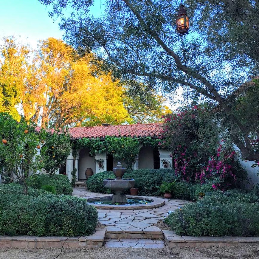 Ben Affleck and Jennifer Garner's Former Brentwood Mansion Is the Setting for Nancy Meyers's New Movie