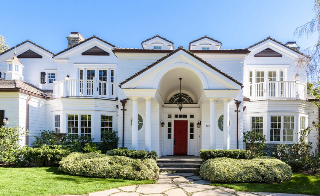 Jennifer Garner Moves Into an Incredible Pacific Palisades Mansion