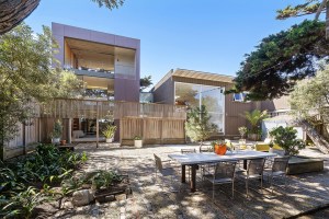 Two modern structure and a tranquil outdoor entertaining area