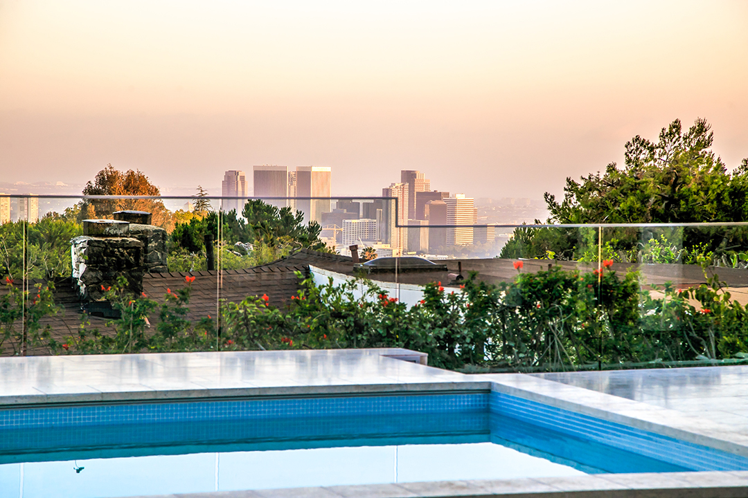 Views of LA with a pool