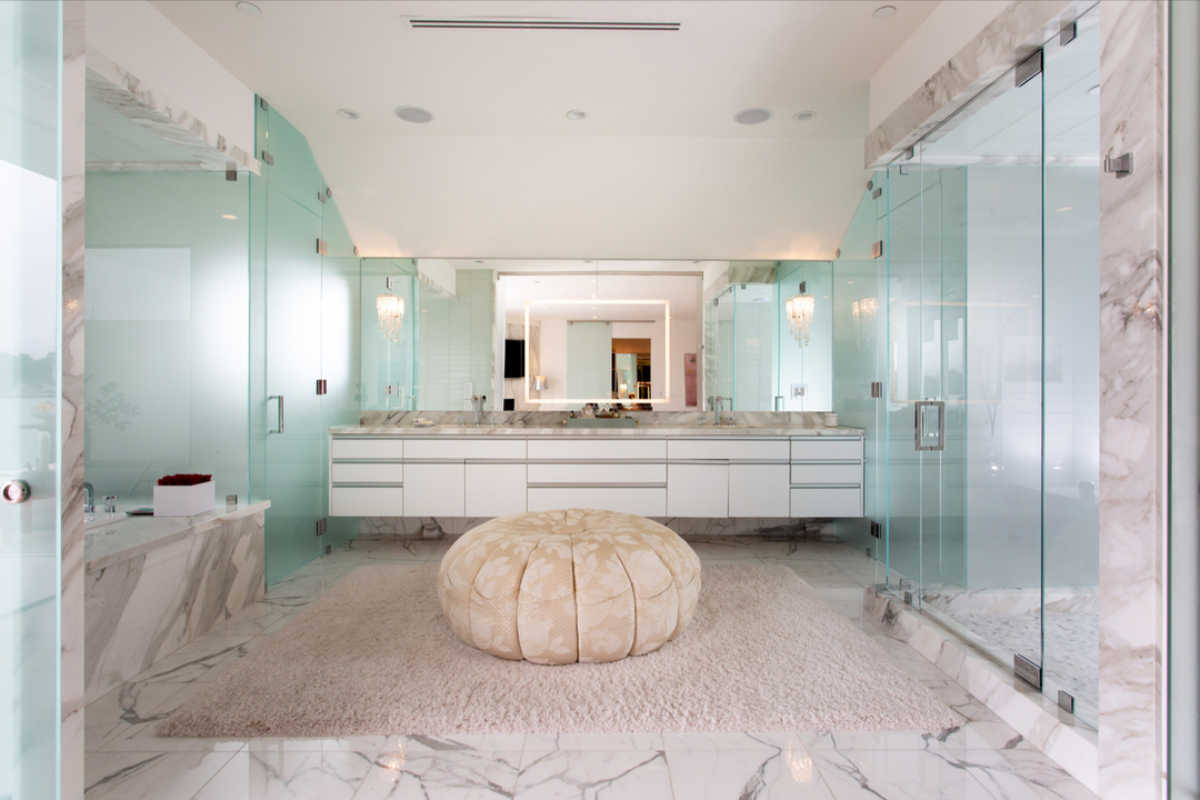 Giada's Master Bathroom
