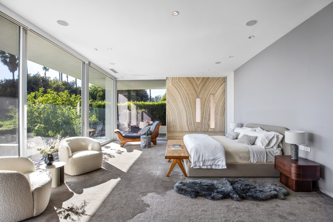 Ellen DeGeneres Former Midcentury Home Is Up for Rent Bedroom