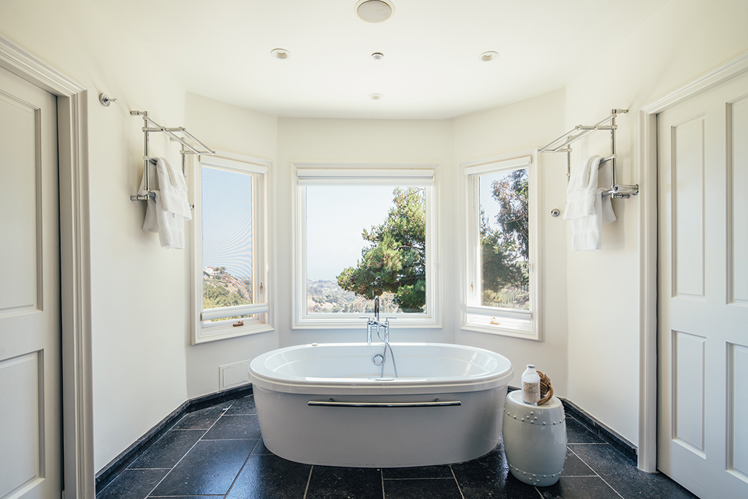 Bathtub at a Pacific Palisades home
