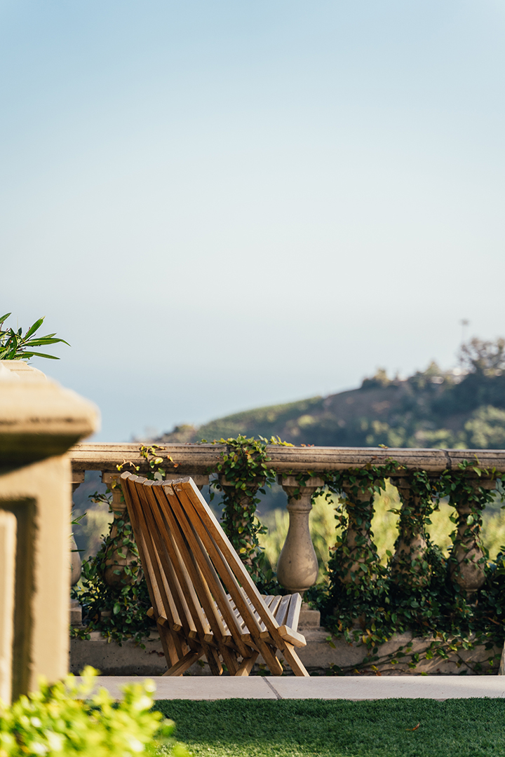 Terrace overlooking the Pacific Palisades