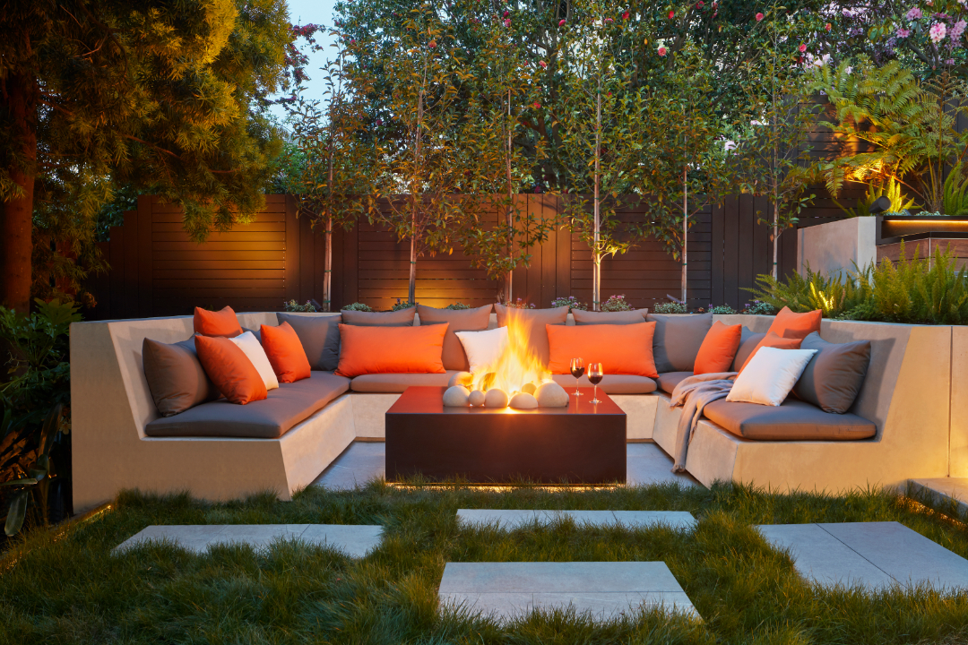 Glam Contemporary Townhouse in San Francisco Seeks $29.8M Firepit