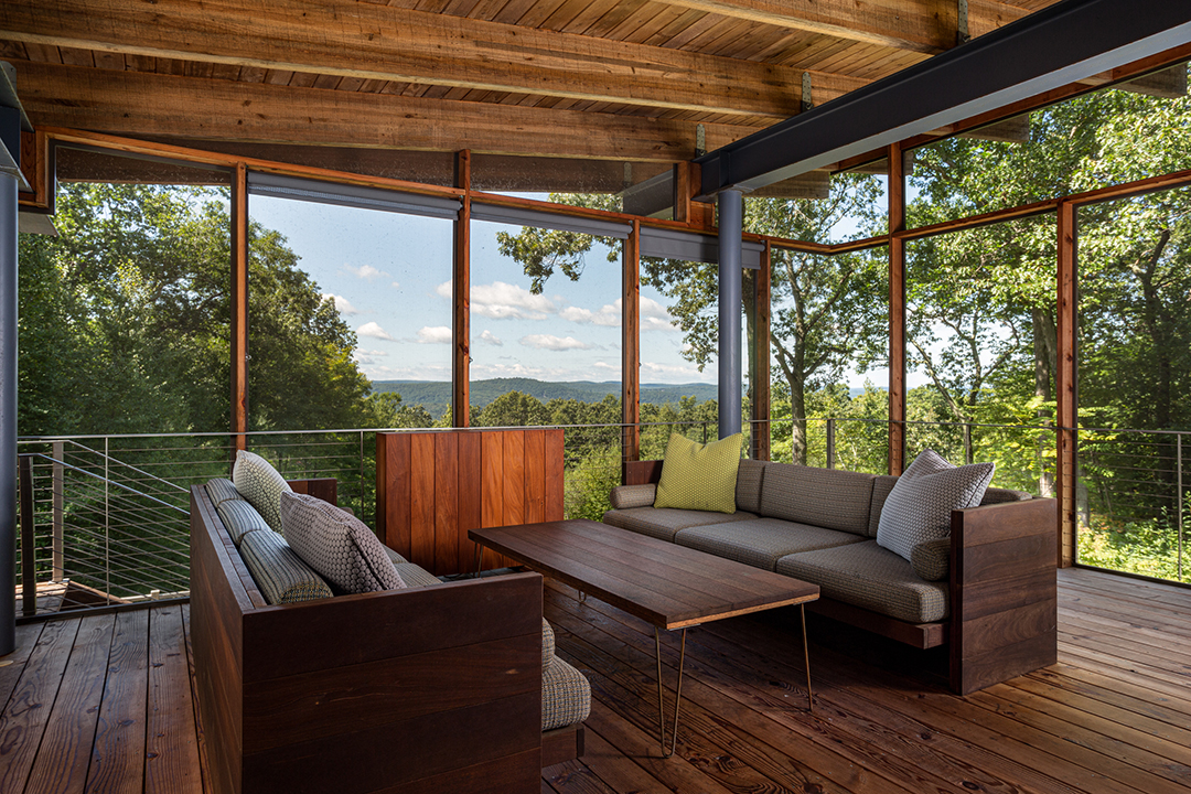 Living room in a Midcentury Modern in New Milford