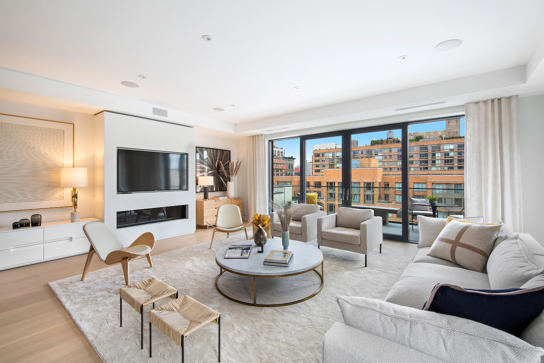 Modern living room in a boutique luxury building in Chelsea, 124 West 16th Street