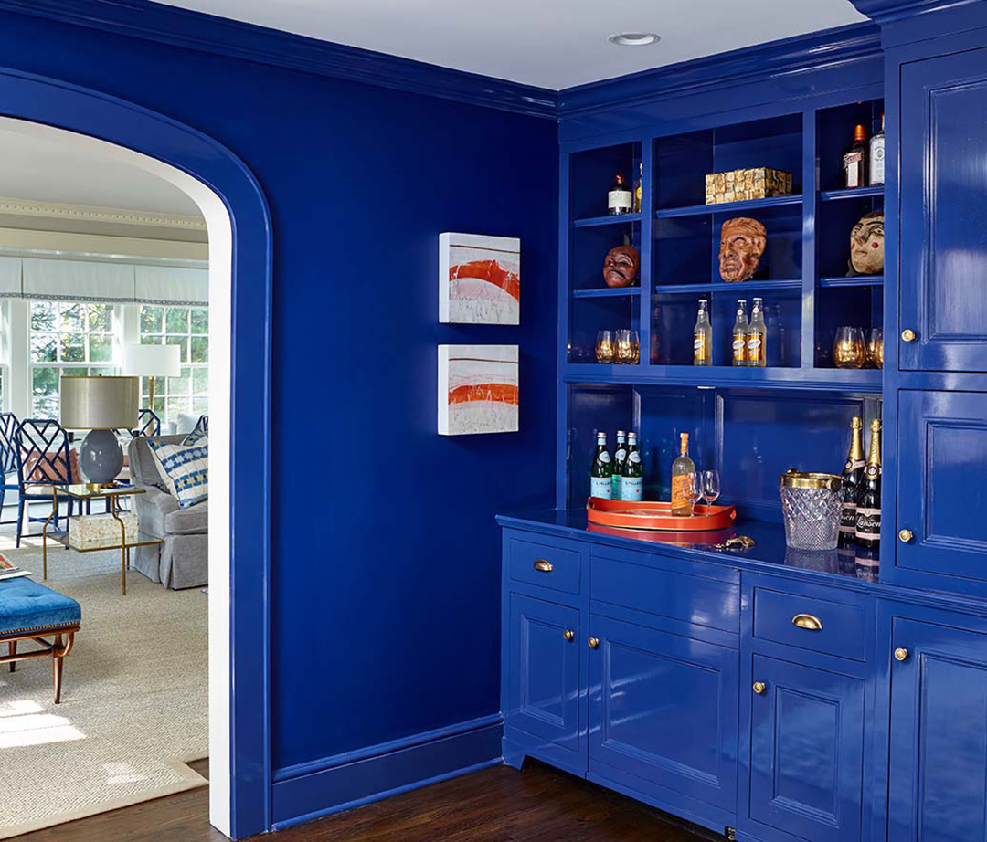 Bar Nook wall with blue accent color.