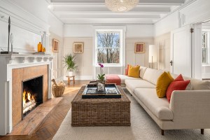 Central Park-Facing Apartment Lists for the First Time in 60 Years