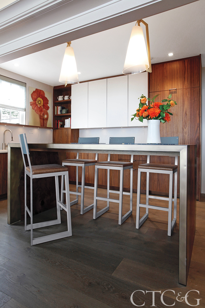 Eat-in kitchen island bar area.