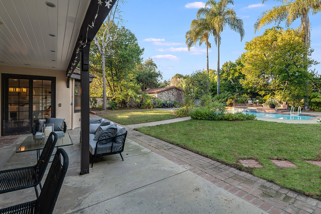 Patio at Criminal Minds star's Toluca Lake Home