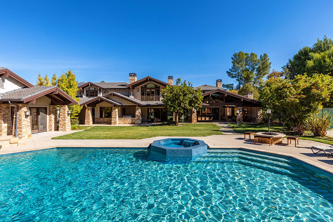Exterior of in a Star Wars-themed mansion