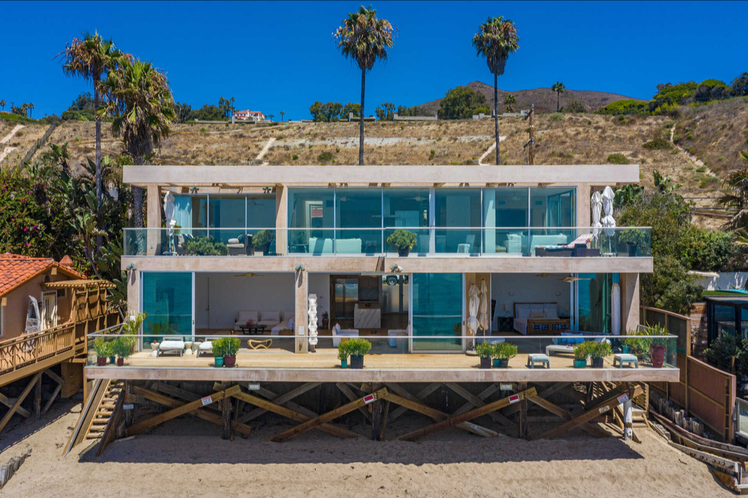Malibu Modern Exterior