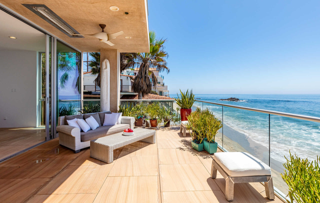 Malibu Modern Deck