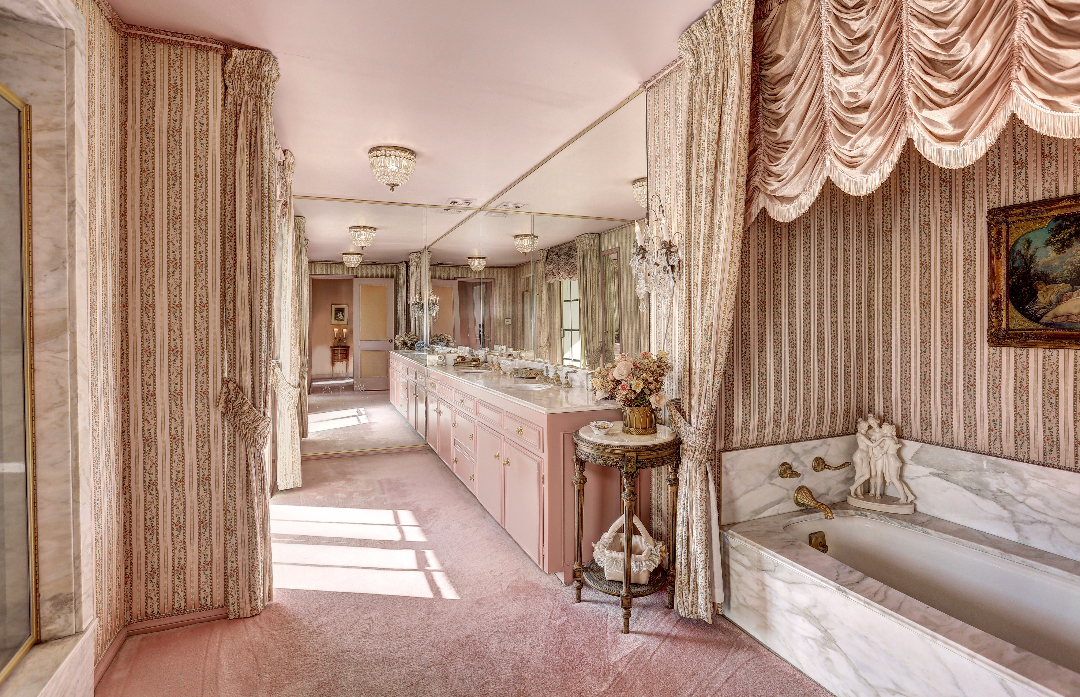 Master bathroom in Ronald Reagan's LA Home