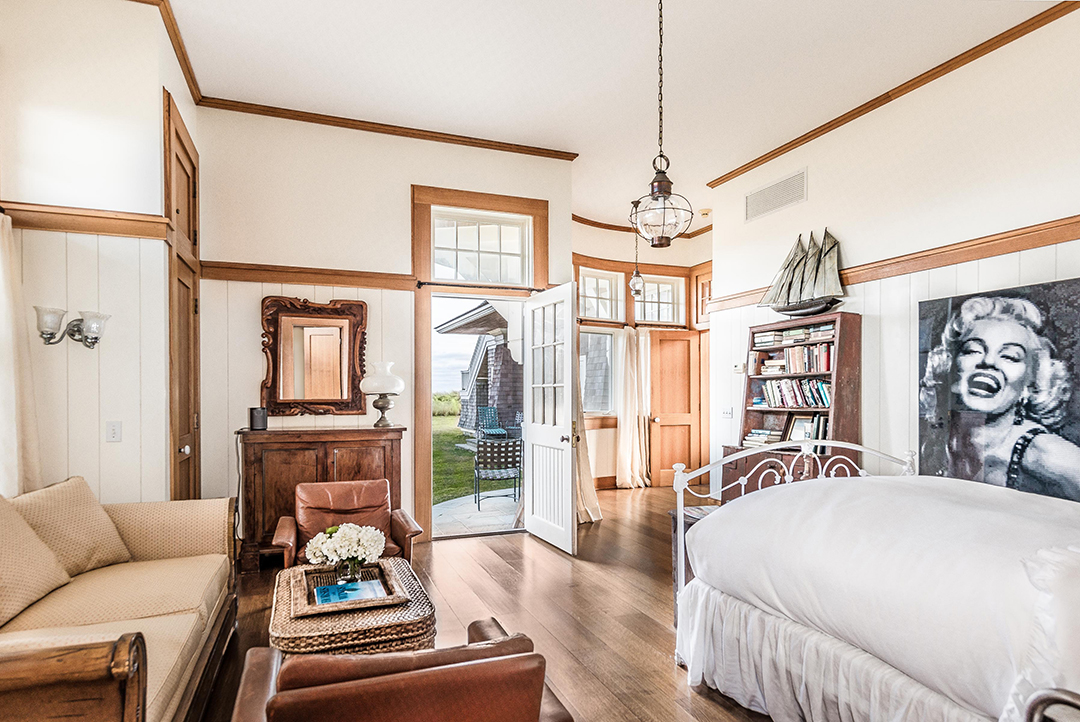 38 Georgica Association Rd, Wainscott Guest Bedroom 1