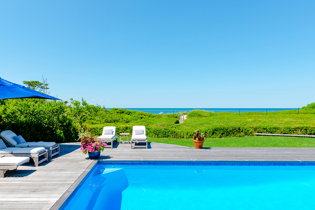 Beachfront Nantucket Estate Side Pool, Lounge, and beach View