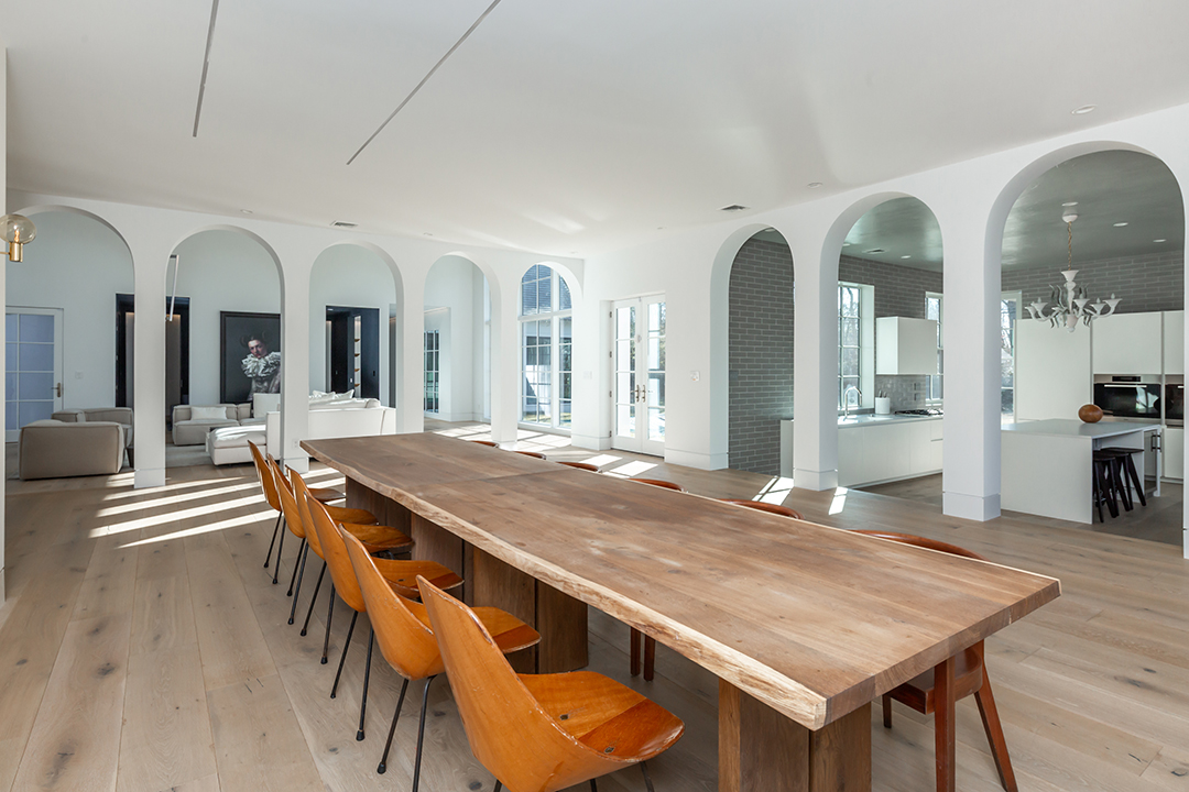 modern and minimalistic dining table