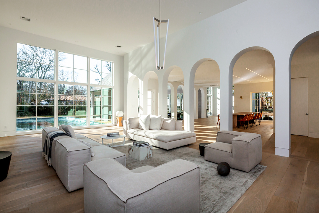 modern and minimalistic living room