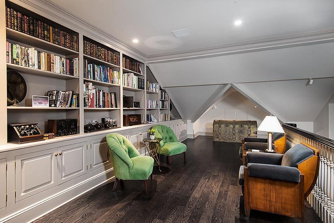 Georgian Style Greenwich Connecticut home library nook