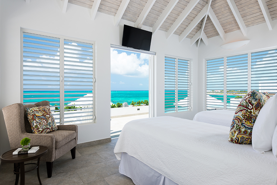 Oceanfront Turks and Caicos Villa Twin Bedrooms
