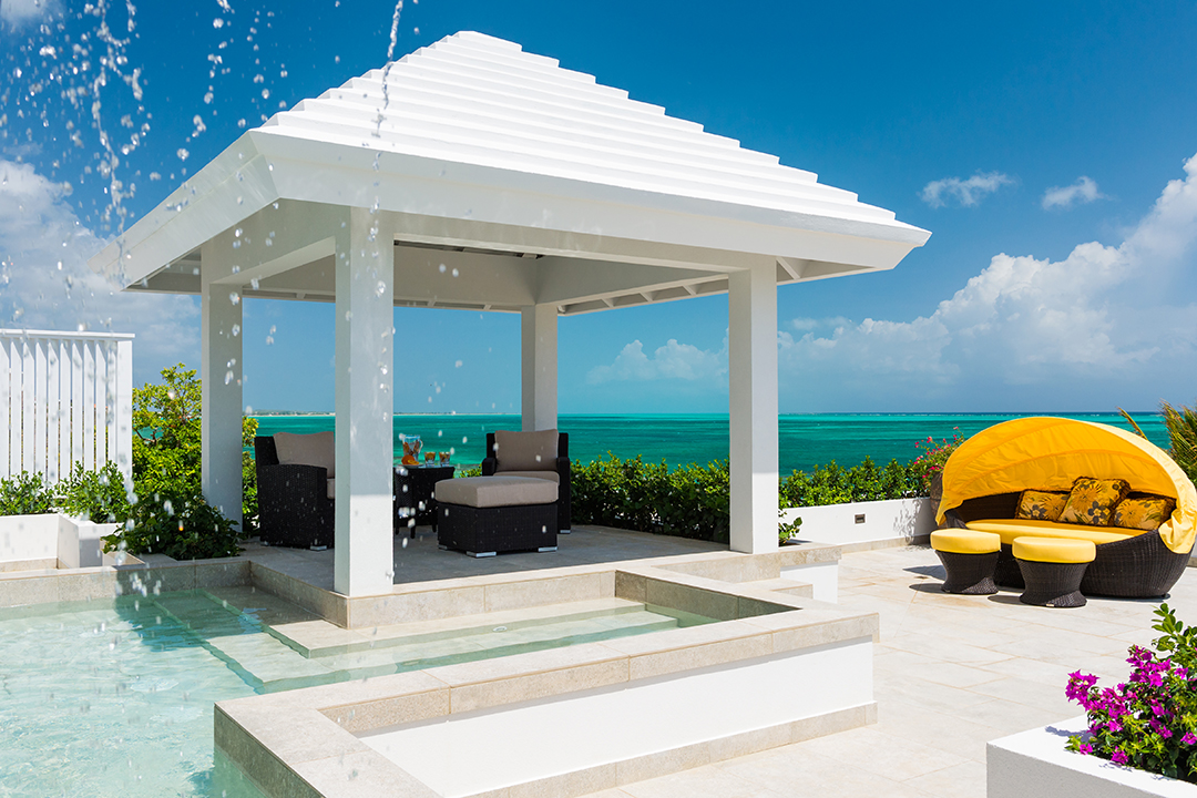 Oceanfront Turks and Caicos Villa Outdoor Lounge and Pool