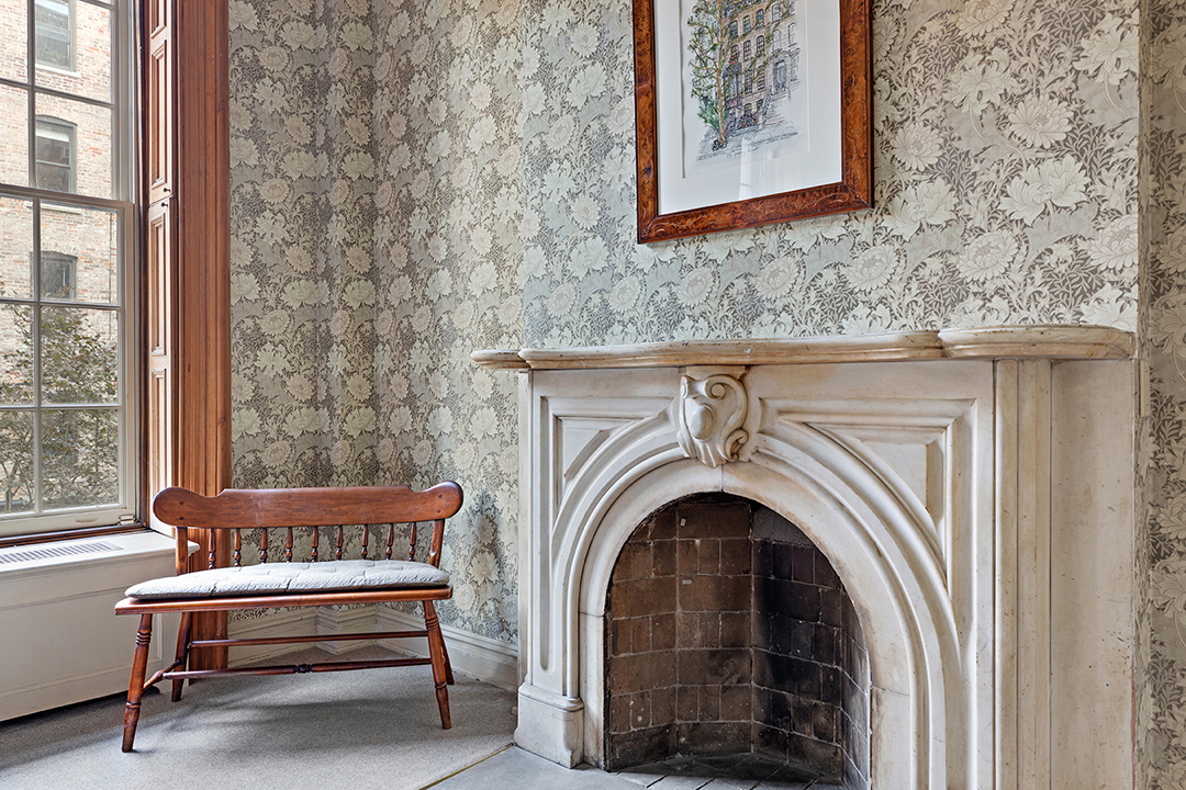 Carrie Bradshaw Street Townhouse fireplace