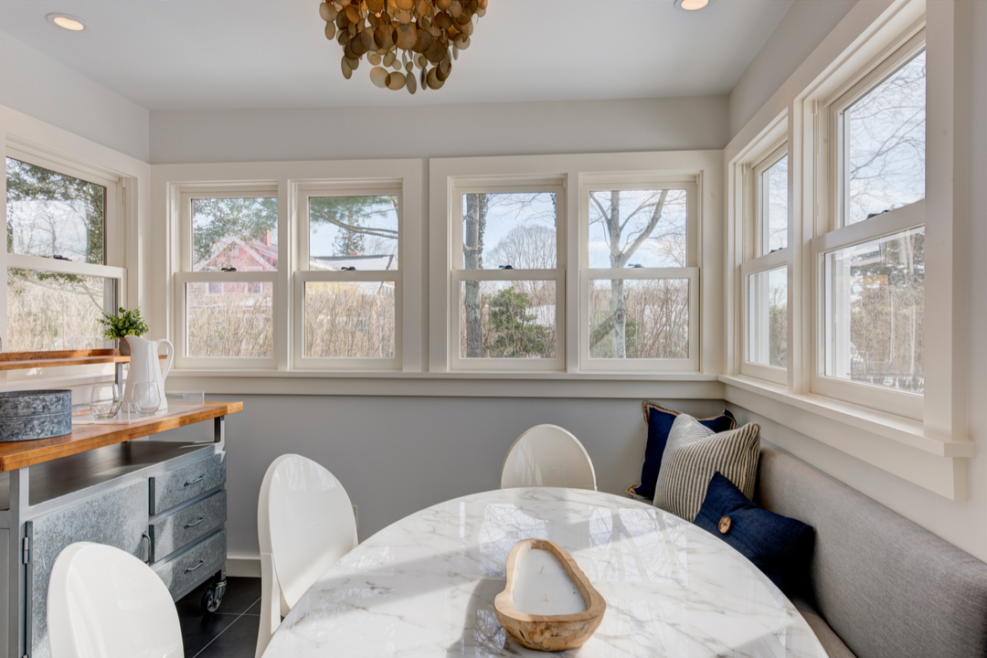 Bethenny Frankel Breakfast Nook