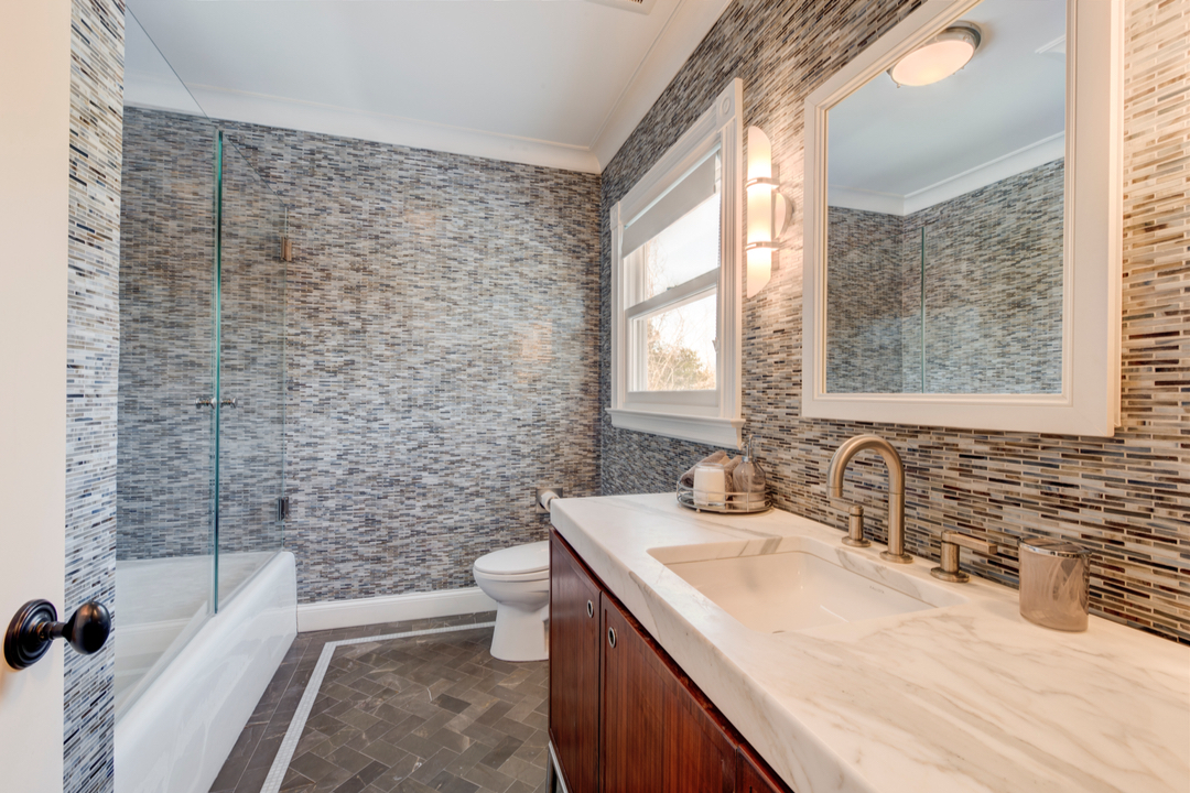Bethenny Frankel Bath II
