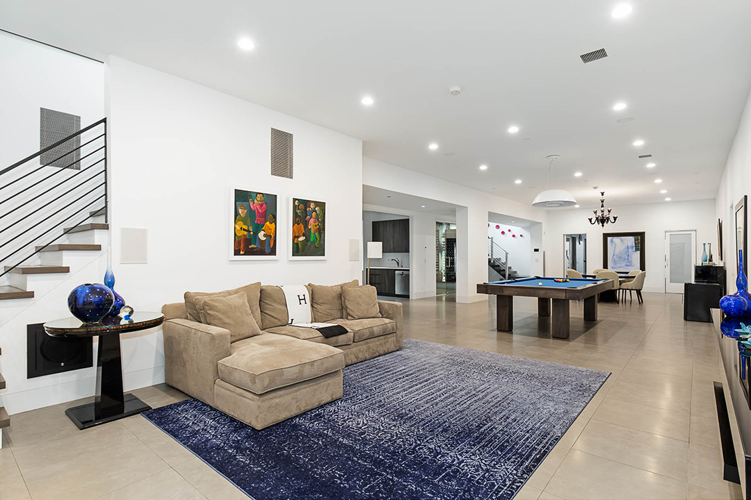 Renowned Artist Lists Imaginative Westchester Estate For 7 199m Basement