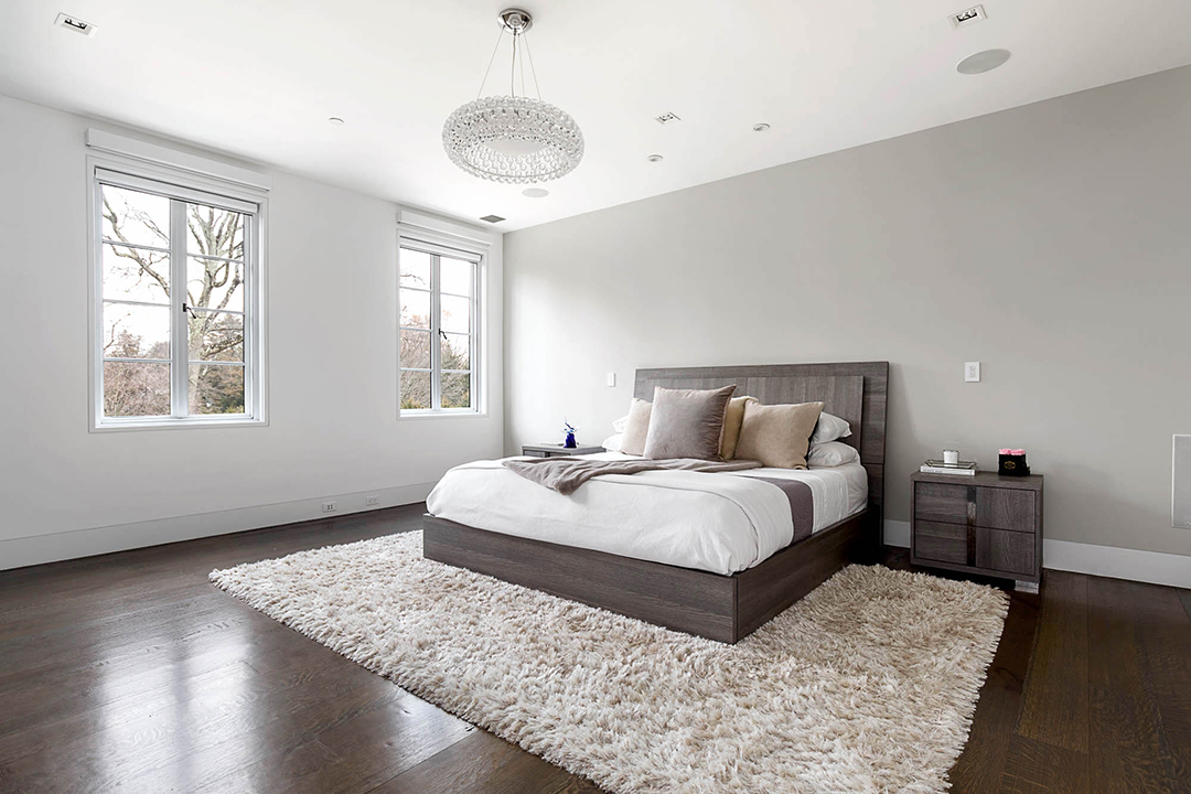 Renowned Artist Lists Imaginative Westchester Estate For 7 199m Bedroom