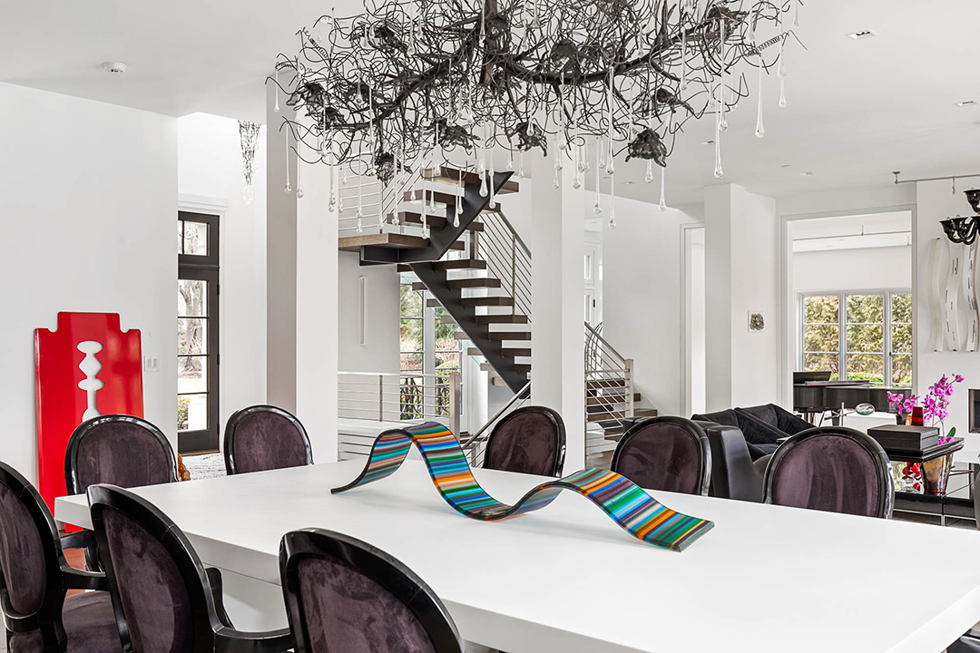 Renowned Artist Lists Imaginative Westchester Estate For 7 199m Dining Table