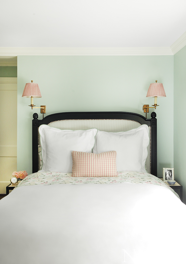 1920 Scarsdale Traditional Home Spare Room