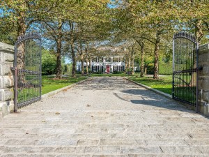 205 Round Hill Road Greenwich Estate Front Gates