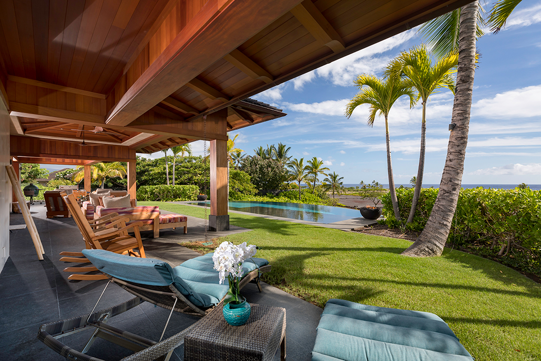 Kohanaiki Hawaiin Estate Outdoor Living Area