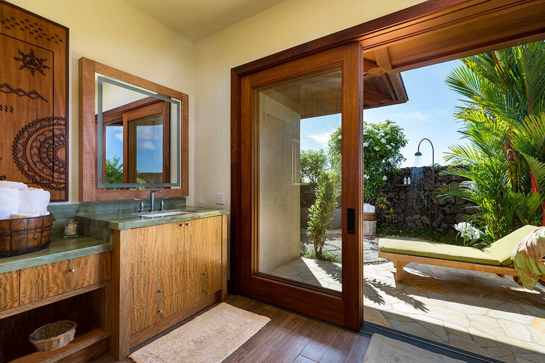 Kohanaiki Hawaiin Estate Bathroom
