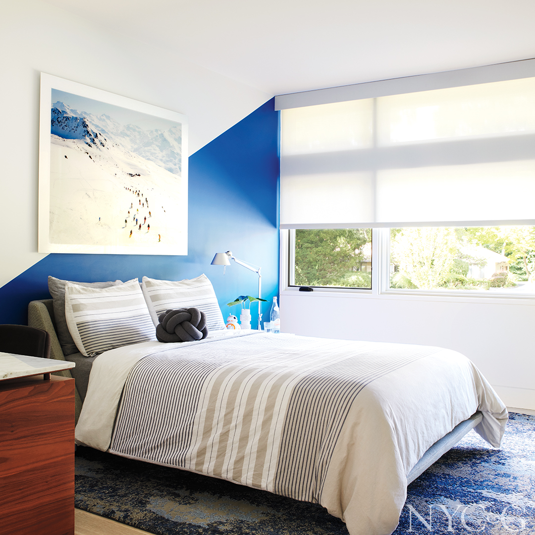 Sands Point Modern Ranch Guest Room